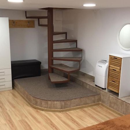 Gaby 2 Apartment Brasov Exterior photo